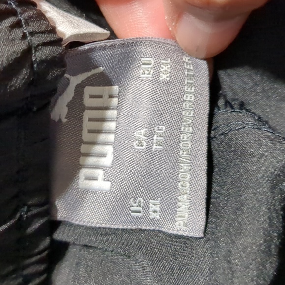 Puma Black Shorts with White Trim 2X - Picture 4 of 4